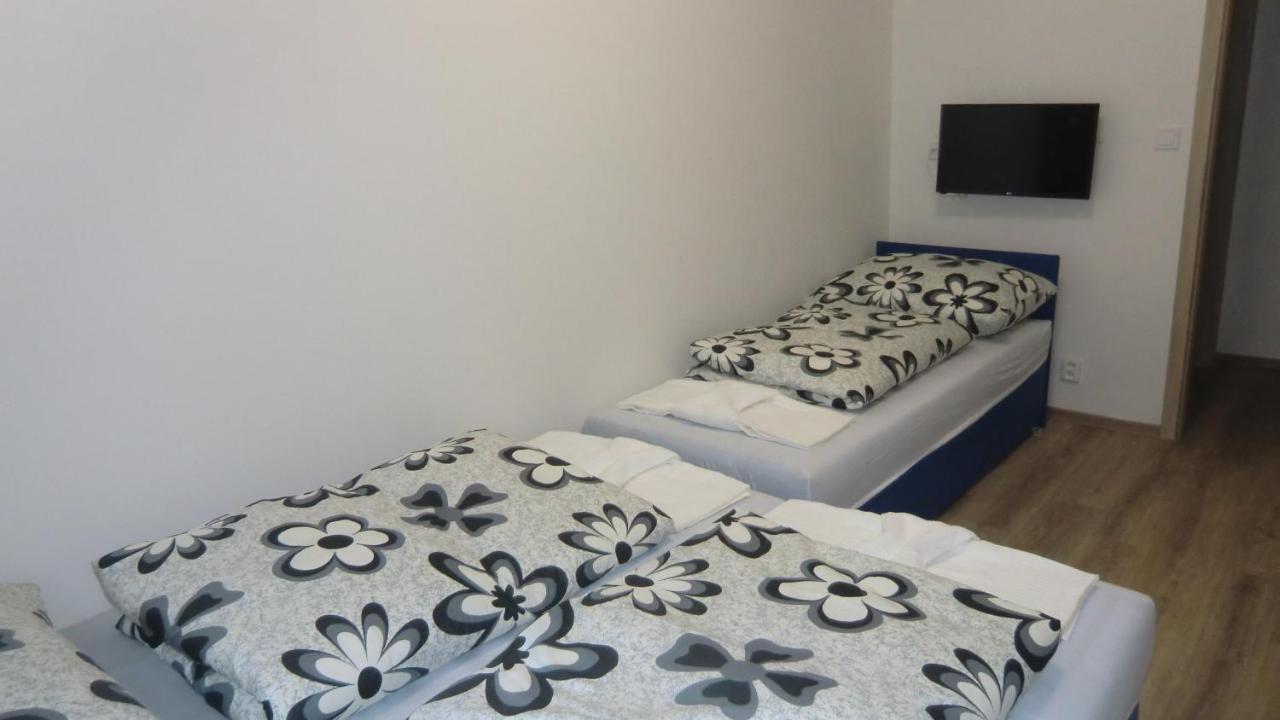 Hu Apartment Prague Exterior photo